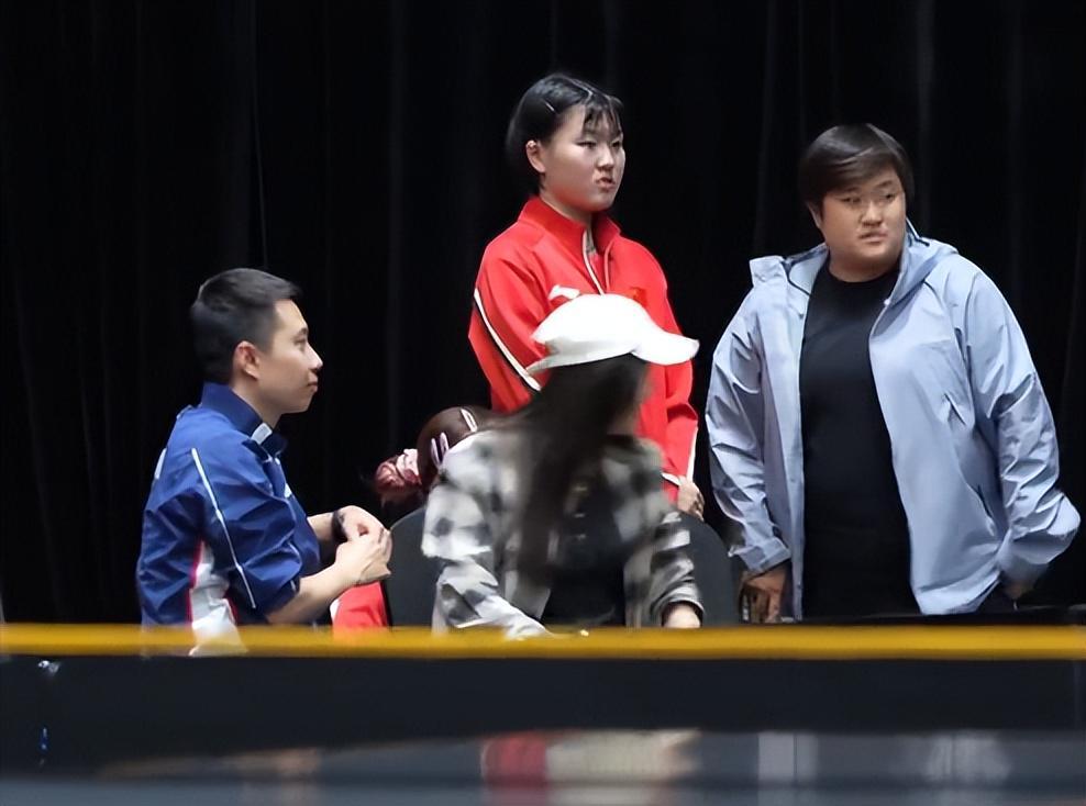 888贵宾会相关图片